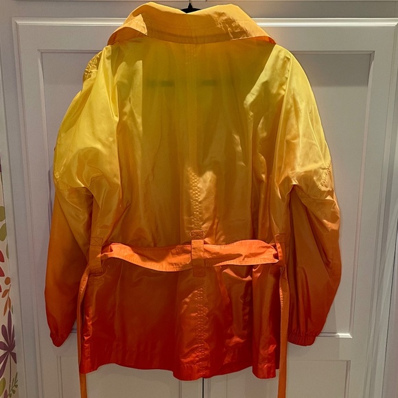 SoCa for St. John Ombre Windbreaker - Picture 7 of 13